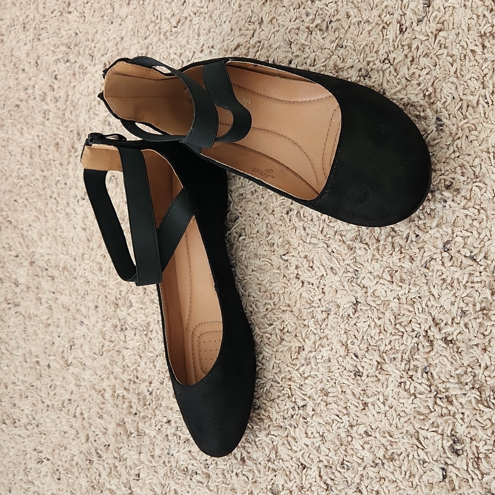 Black Ballet Flats